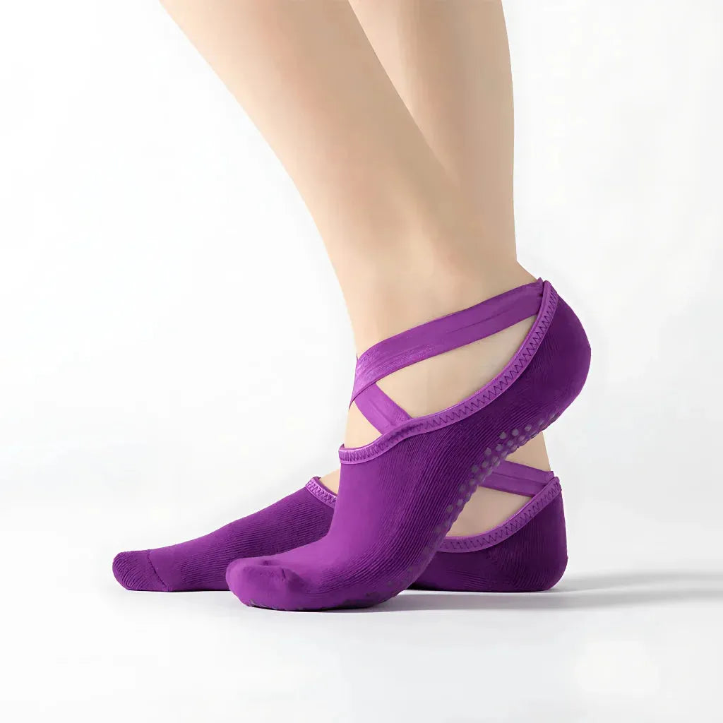 Barre Workout Socks With Non Slip Towel Cushion Base - Dark Purple / one size