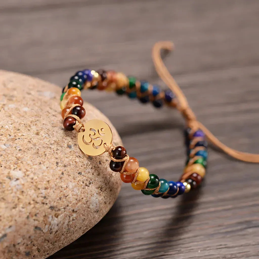 Bracelet Chakra Agate Stone With Handwoven Detail - Gold