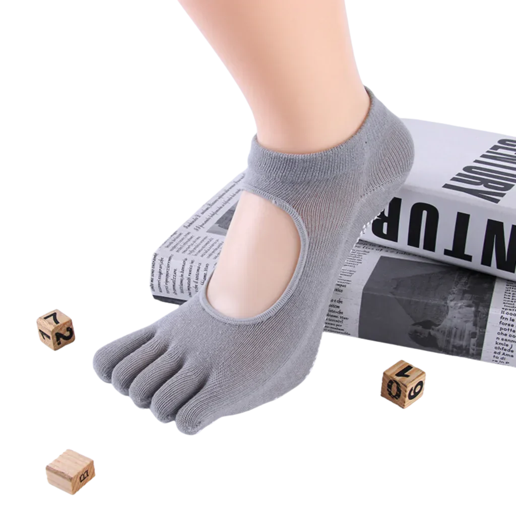 Breathable Sticky Socks For Yoga Practice - Grey / one size