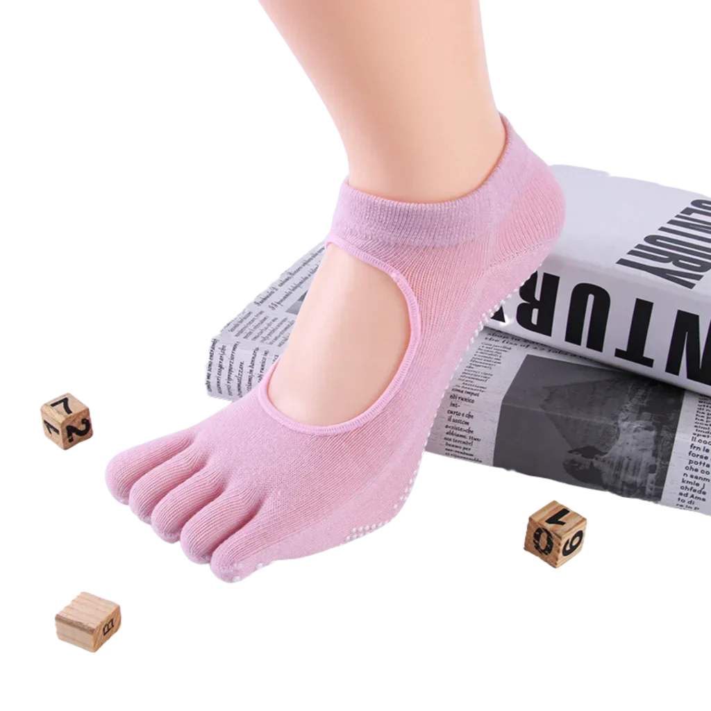 Breathable Sticky Socks For Yoga Practice - Pink / one size