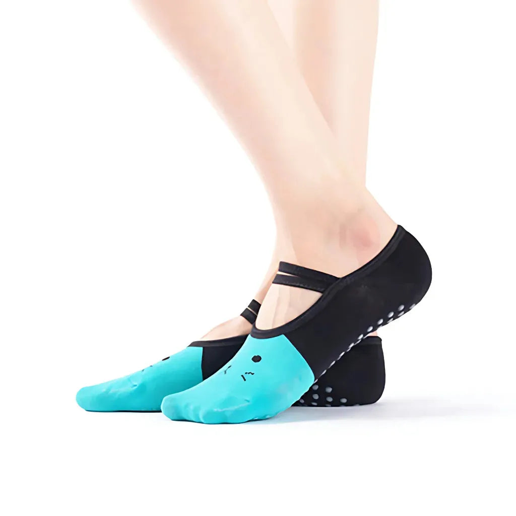 Cartoon Pattern Pilates Socks Grip For Yoga & Dance - Green blue black / one size