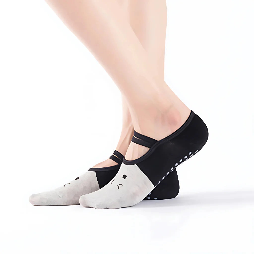 Cartoon Pattern Pilates Socks Grip For Yoga & Dance - Light grey black / one size
