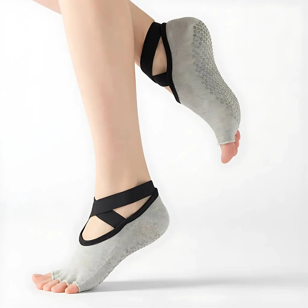 Five Toe Socks For Yoga And Pilates Control - Gray / one size