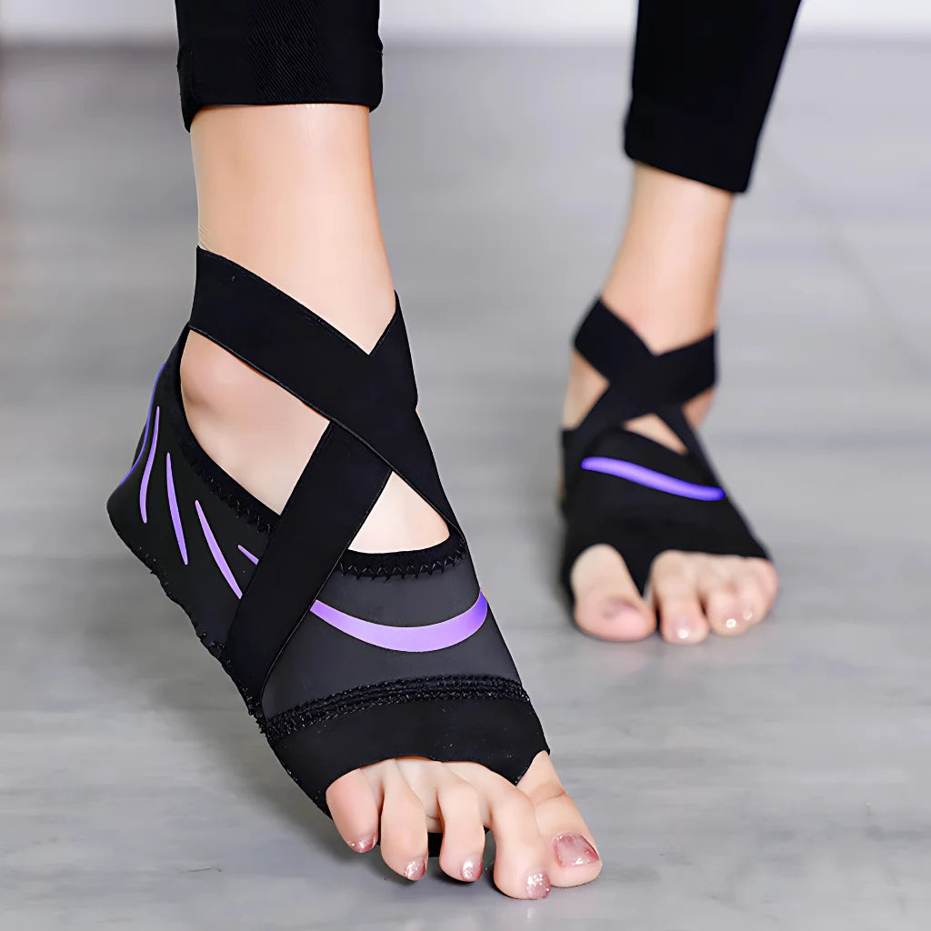 Lightweight Yoga Shoes For Women With Grip Support