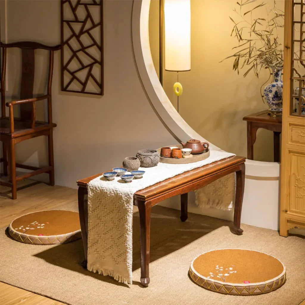 Natural Straw Floor Poufs For Sitting Comfortably - Brown