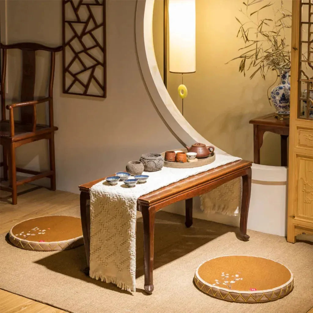Natural Straw Floor Poufs For Sitting Comfortably - Brown