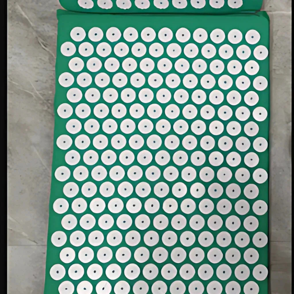 Relaxation Mat With Spikes For Neck And Back Relief