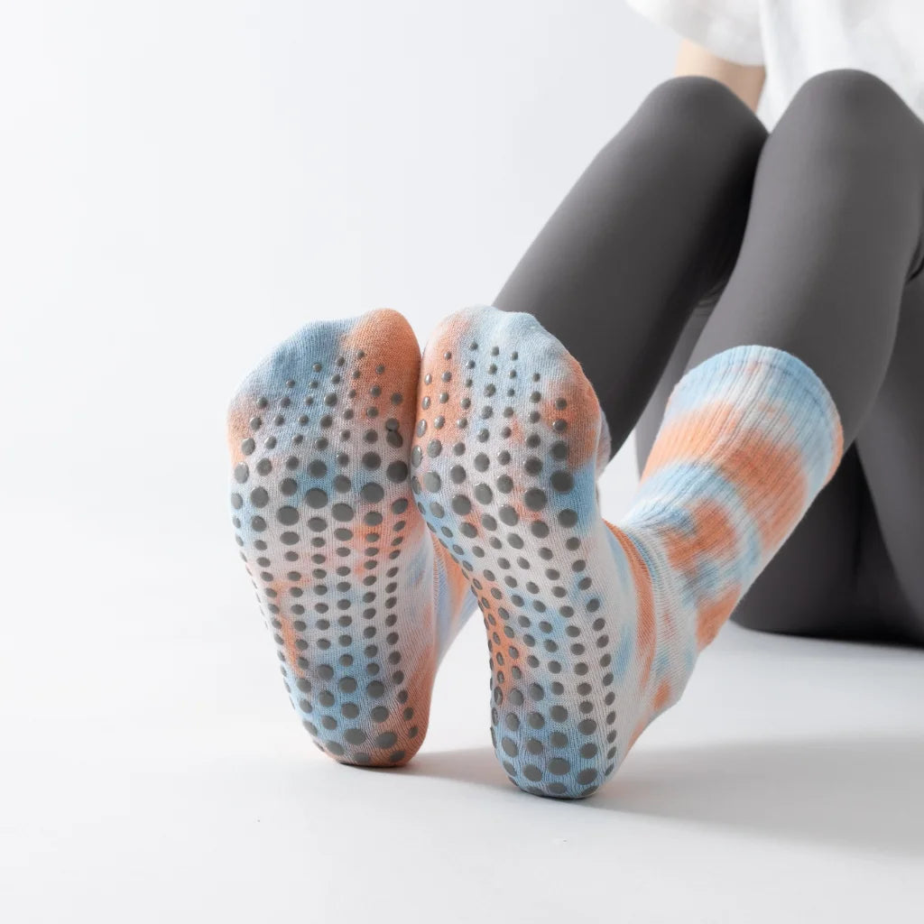 Woman Yoga Socks With Tie Dye And Non Slip Grip - Blue Orange / one size