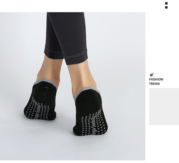 ANTI SLIP YOGA SOCKS FOR WOMEN AND MEN
