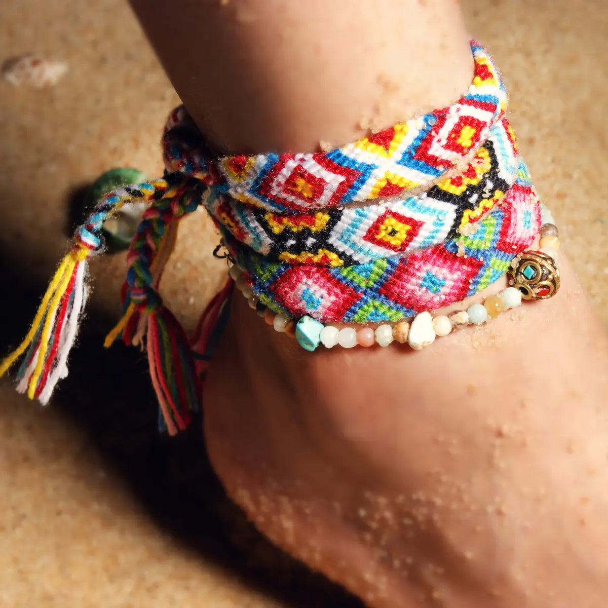 HANDWOVEN BOHO ANKLET – ARTISANAL BEACHY CHARM FOR WOMEN