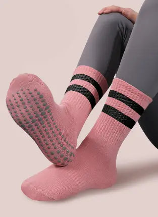 BREATHABLE COTTON YOGA SOCKS FOR WOMEN