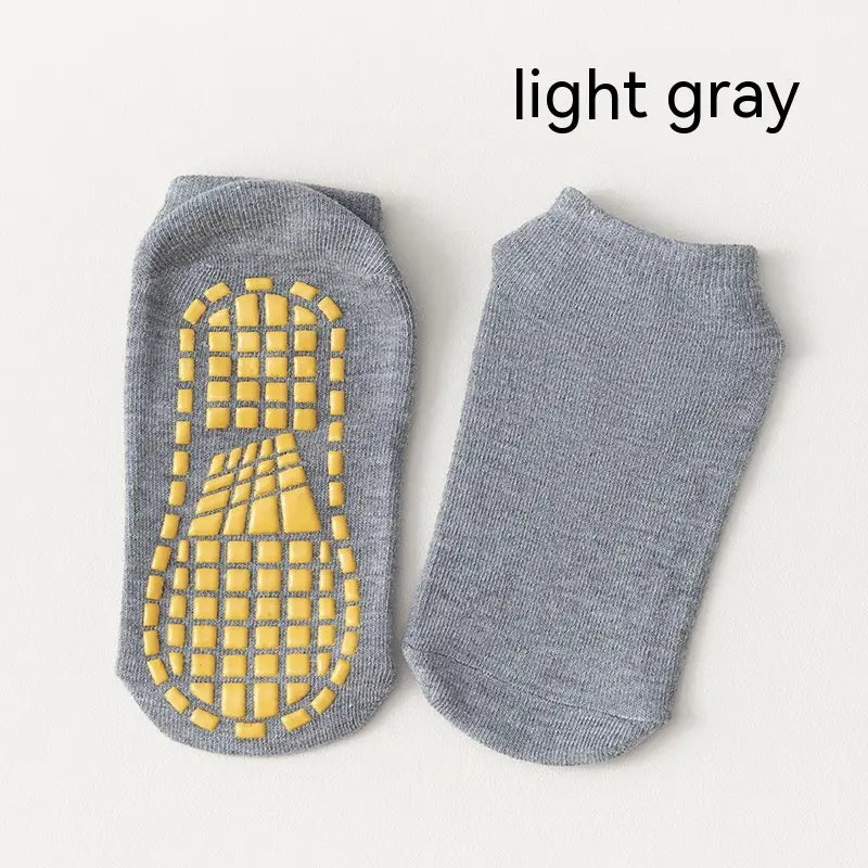 PLAYGROUND NON SLIP YOGA SOCKS FOR SPORTS AND FITNESS