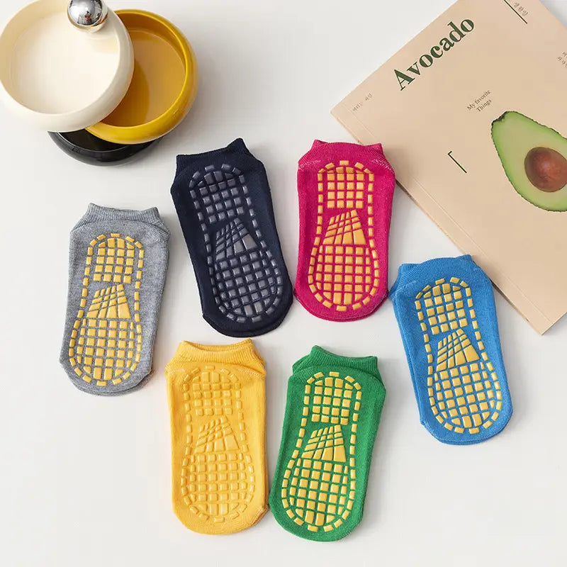 PLAYGROUND NON SLIP YOGA SOCKS FOR SPORTS AND FITNESS