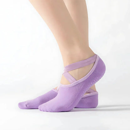 Barre Workout Socks With Non Slip Towel Cushion Base - Light Purple / one size