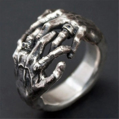 Black Gothic Rings With Geometric Retro Design - Ring / 7