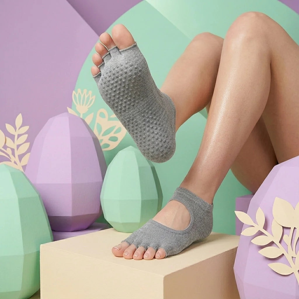 Breathable Grippy Yoga Socks For Better Balance