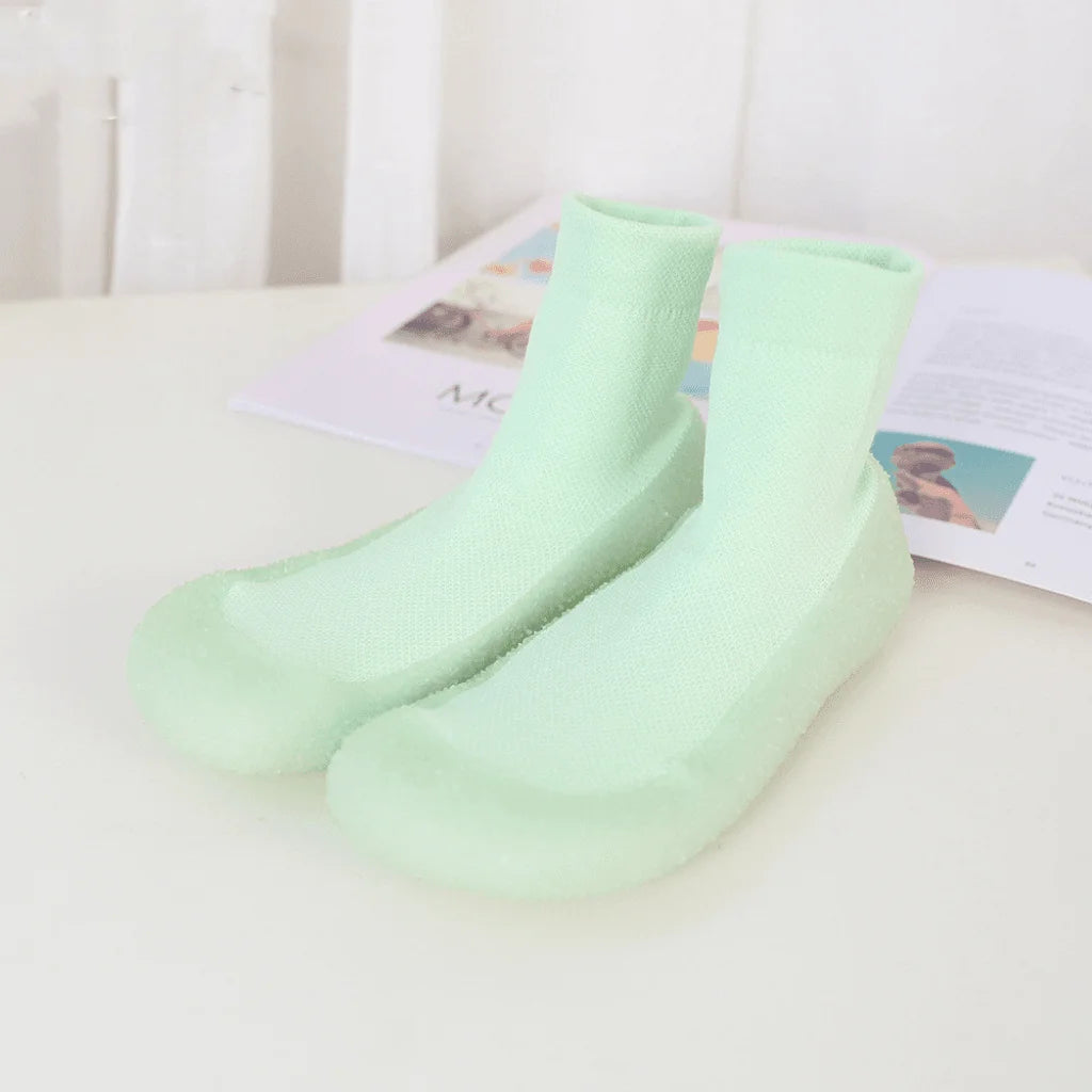 Breathable Hot Yoga Shoes With Non Slip Grip - Glowing light green / 34