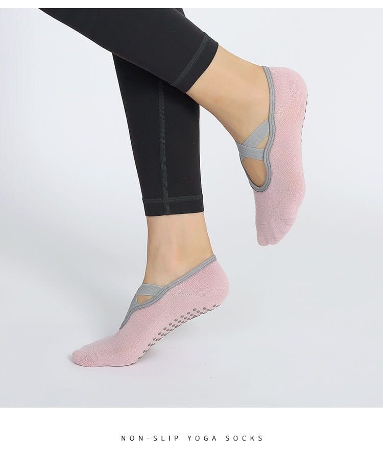 ANTI SLIP YOGA SOCKS FOR WOMEN AND MEN