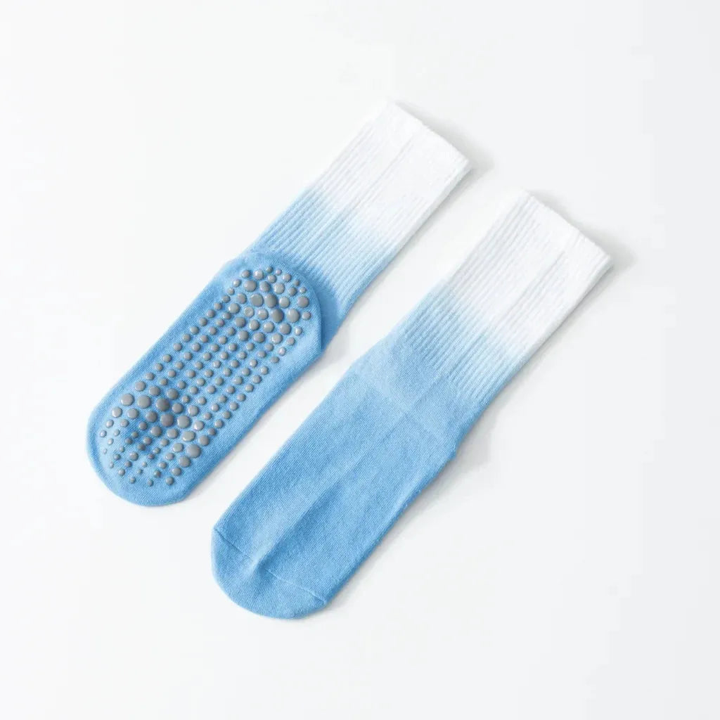 Gradient Dyed Yoga Grip Socks For Stability And Style - Blue / one size
