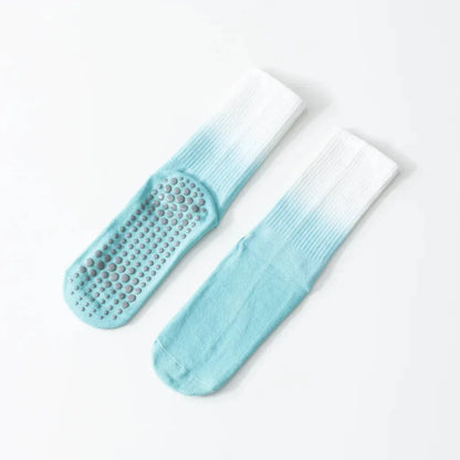 Gradient Dyed Yoga Grip Socks For Stability And Style - Green / one size
