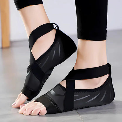 Lightweight Yoga Shoes For Women With Grip Support - Black / 35-36