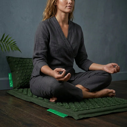 Spiked Mats For Deep Relaxation And Mindful Recovery