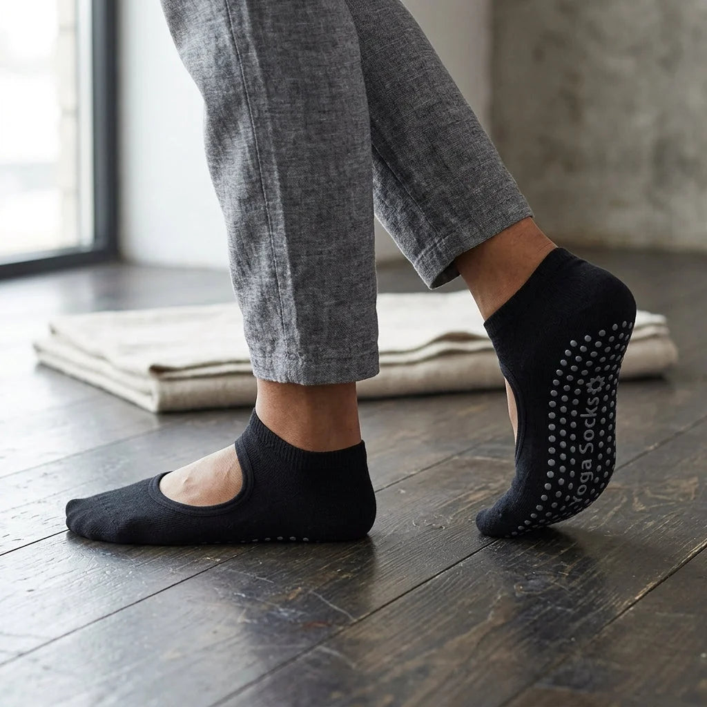 Sticky Socks Barre With Non Slip Grip And Soft Cotton
