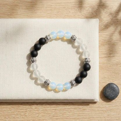 White Agate Bracelet With Mixed Bead Design - White Black