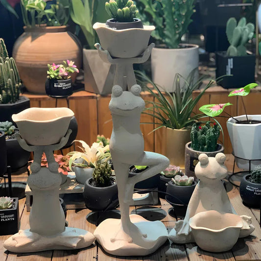 Yoga Frog Garden Statue With Mini Planter Pot